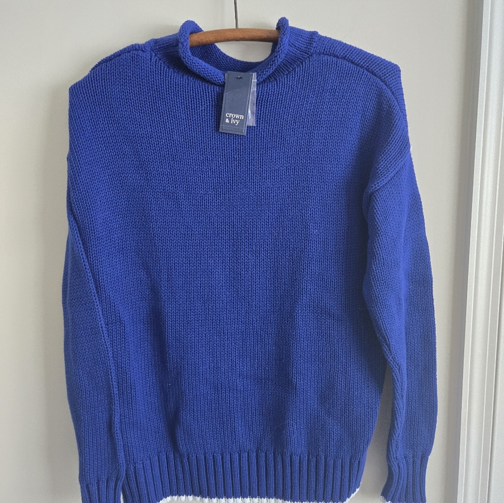 Crown and Ivy (M) Royal Blue Crewneck Sweater